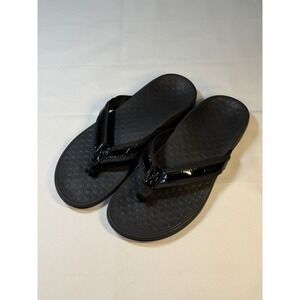 Vionic Black Patent Thong Sandals